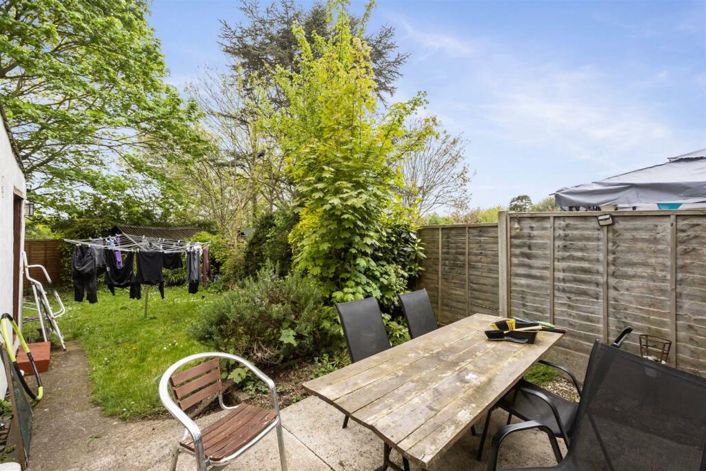 Elm Drive 66 GARDEN.jpeg