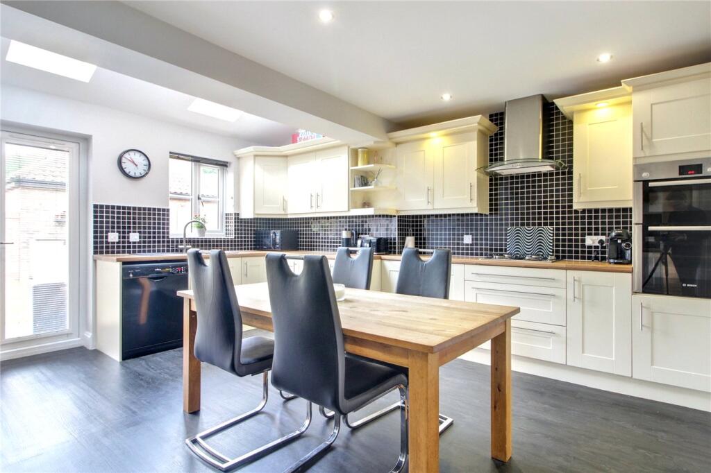 Kitchen / Diner