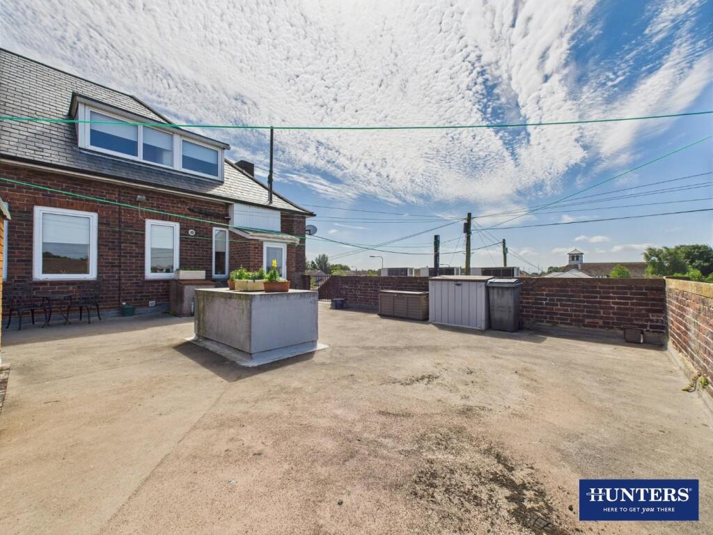 Communal Roof Terrace
