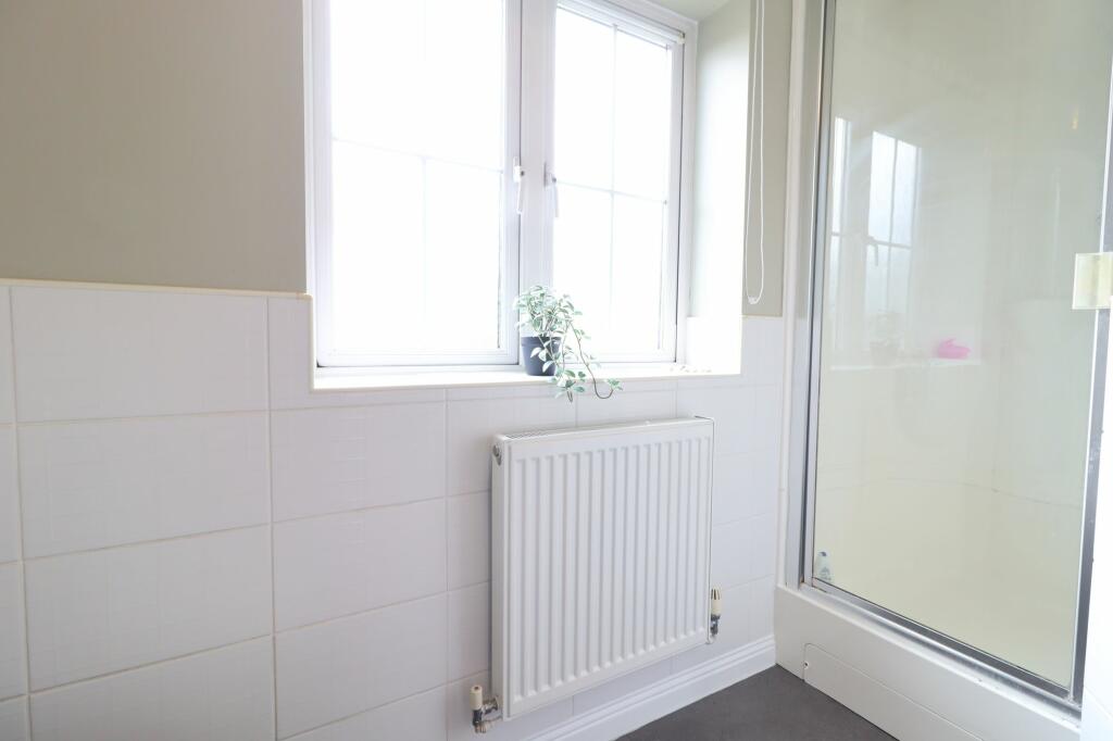 Master Ensuite