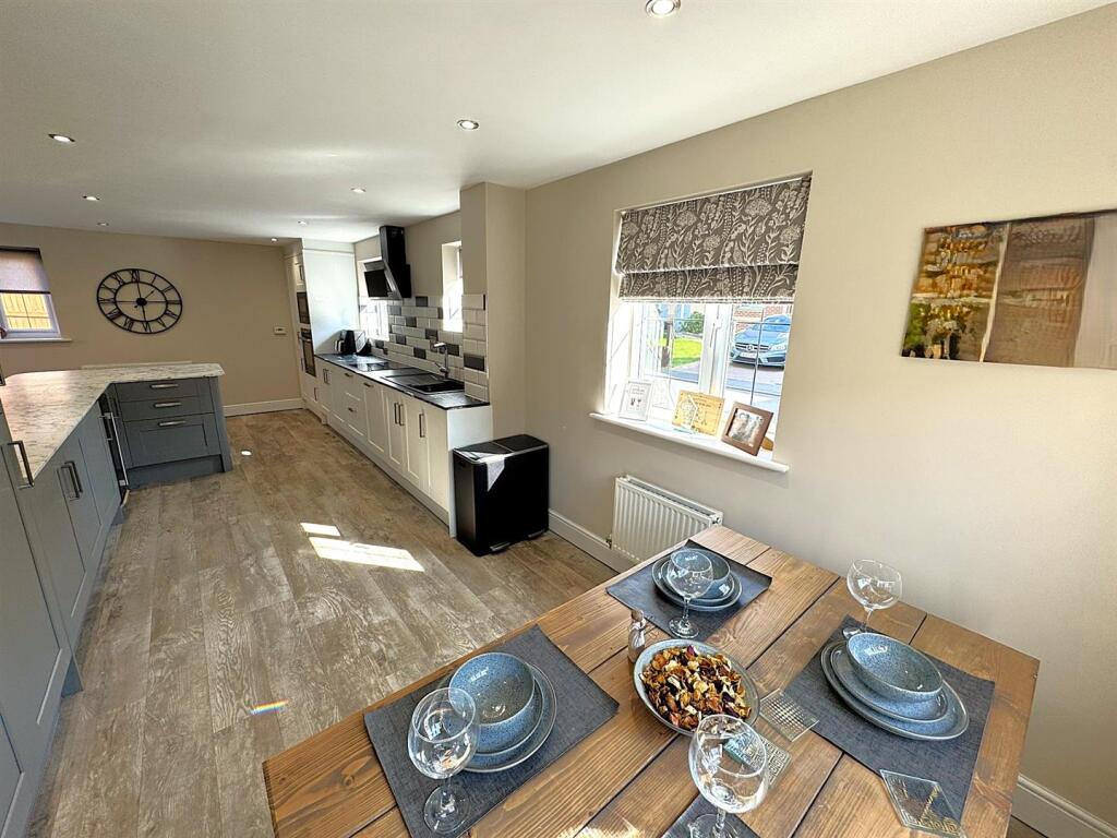 thumbnail_image0 (2).jpg