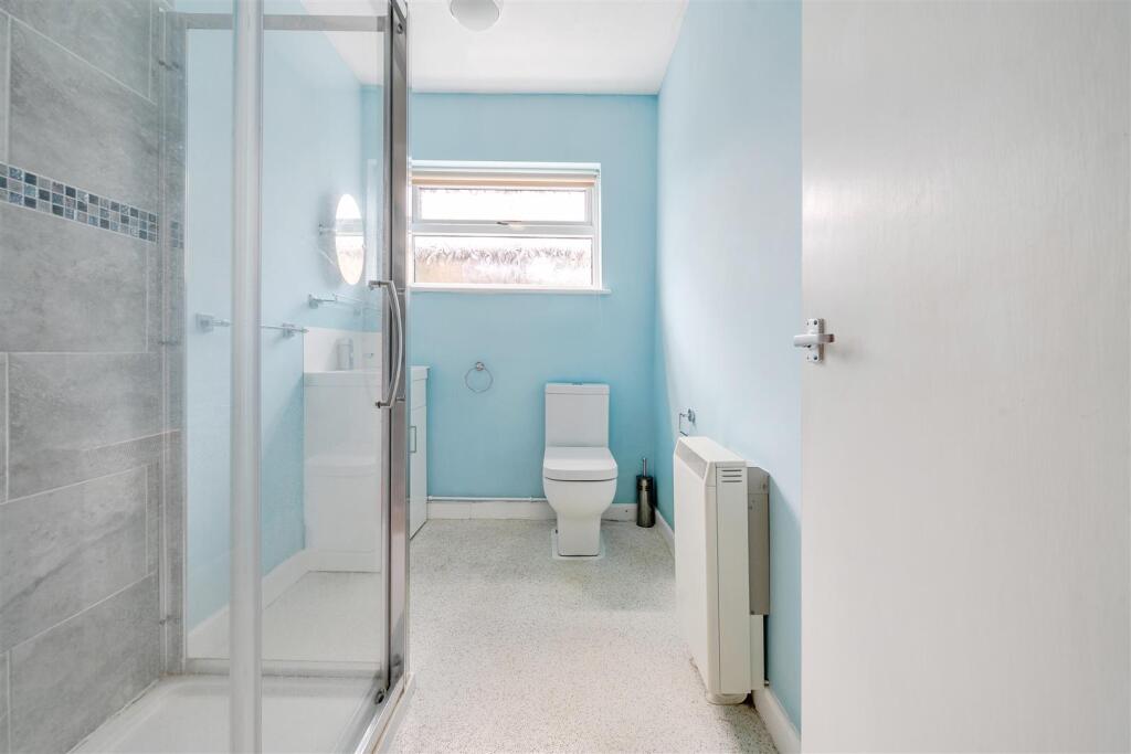 15 Simons Walk, Pattishall (18).jpg