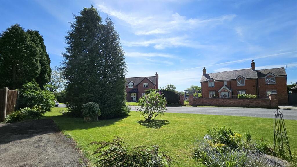 Front Garden.jpg