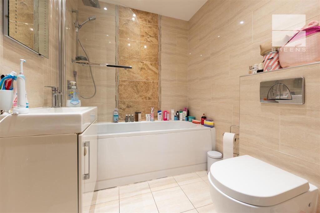 Flat 5, Capital House_0014.jpg