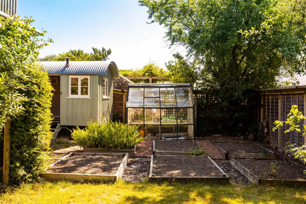 Mytten Cottage-36.jpg