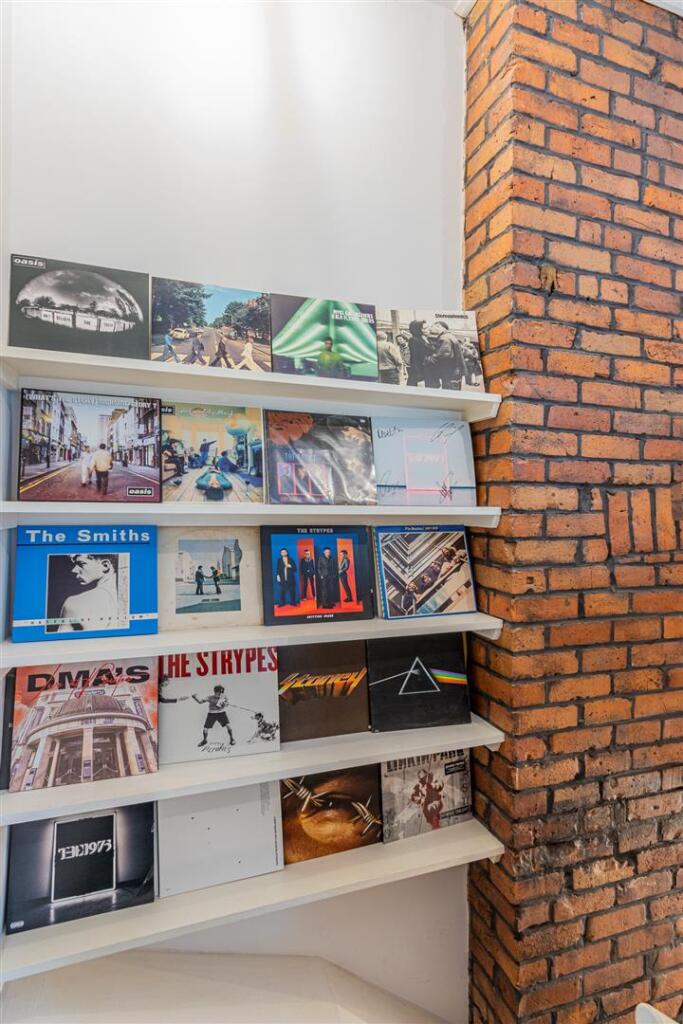 Connaught Road 6 GFF-2.jpg