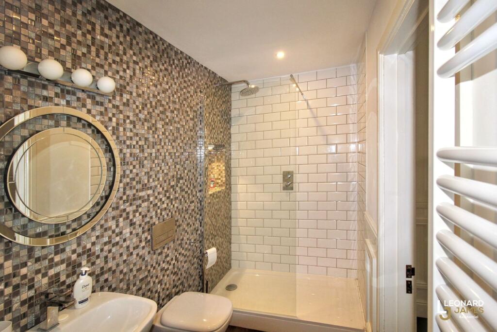 Bedroom 1 En-Suite