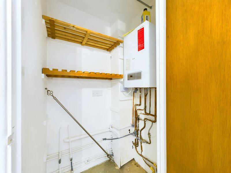 AIRING CUPBOARD WITH BOILER