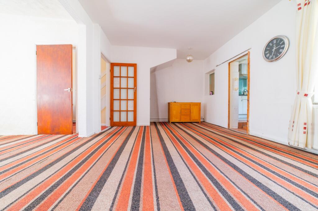 Call 02920 454555 to secure your viewing_12