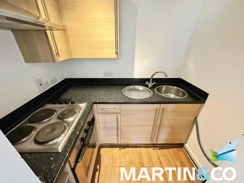 28f6f125-IMG-2024...