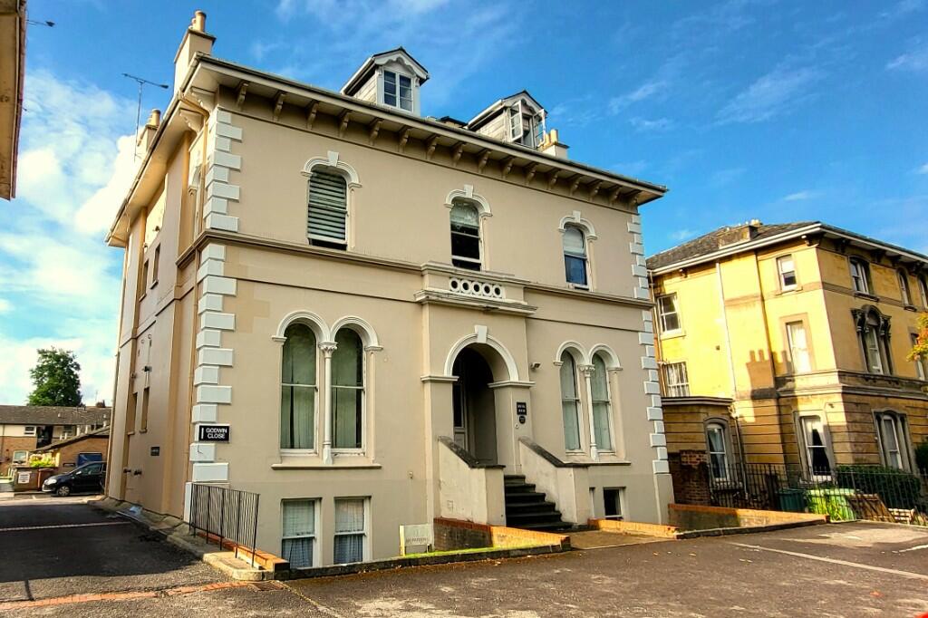 Irvine House (2) 