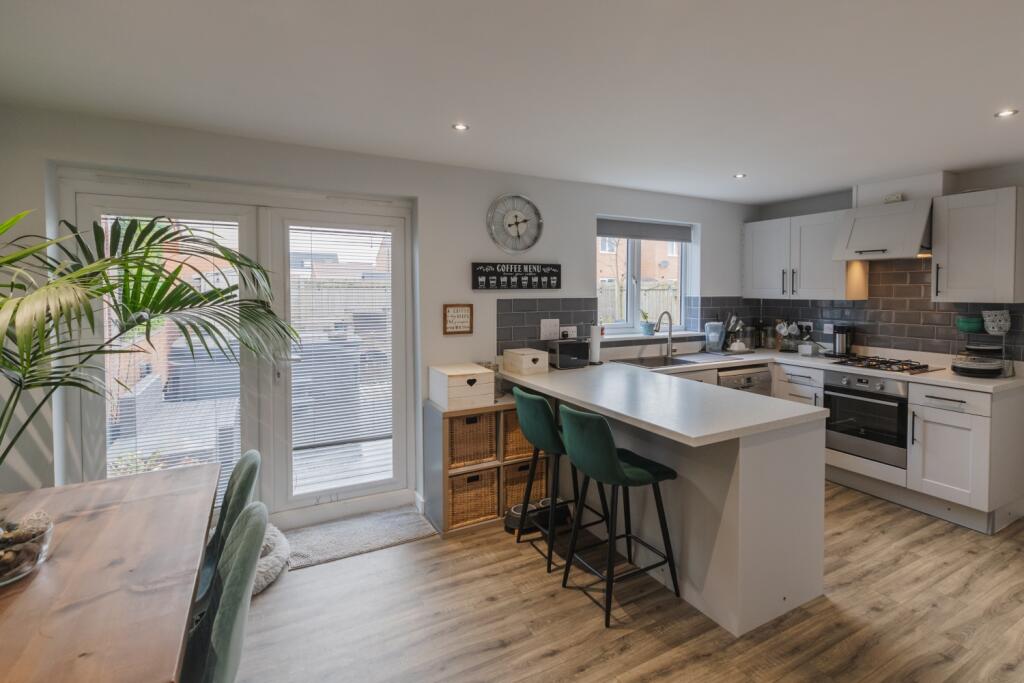 EWEMOVE HARTLEPOOL-2