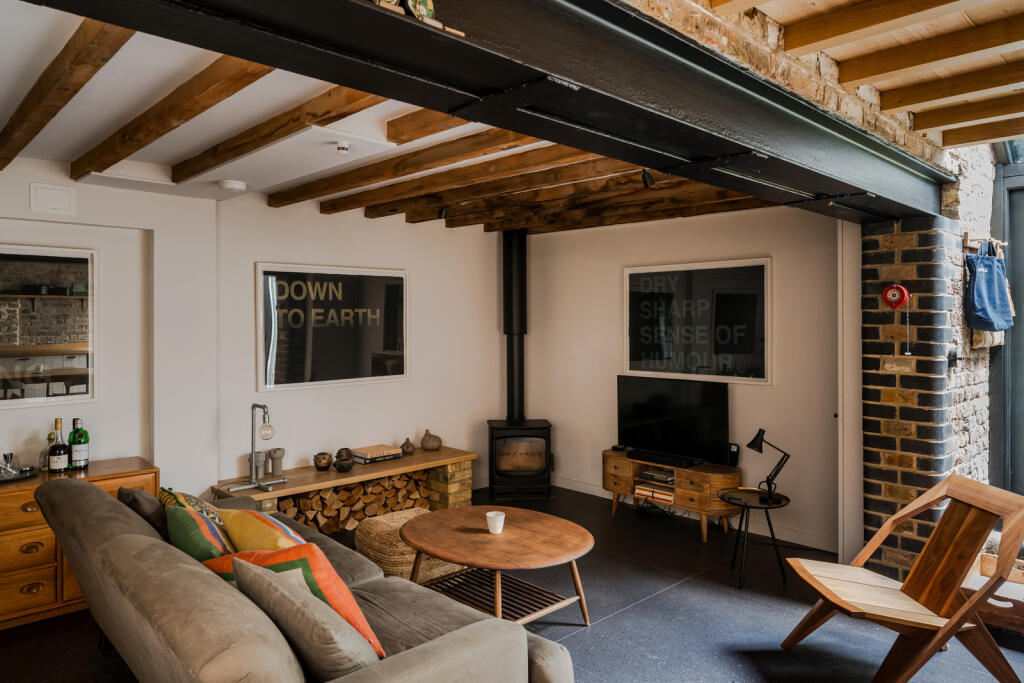 295417 - The Glass House-44.jpeg