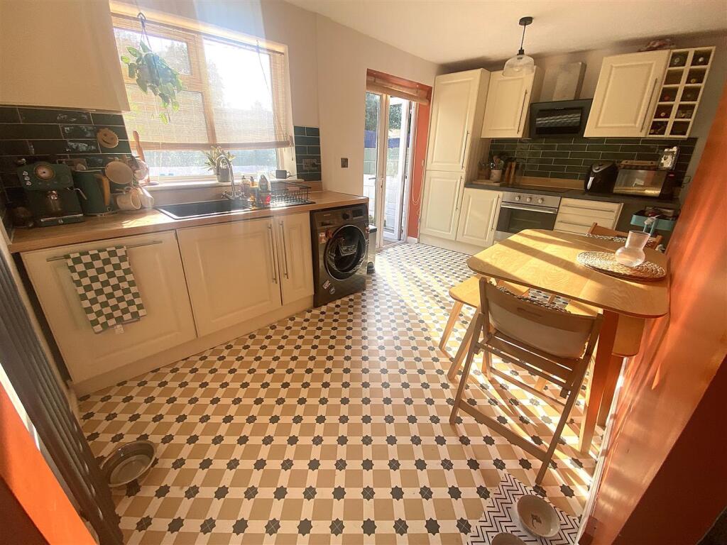 Kitchen Diner