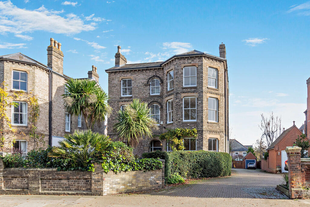 8671362-exterior1...