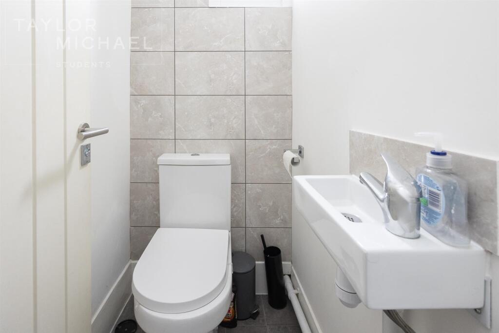 57 Bonchurch Road_200125_WM-8.jpg