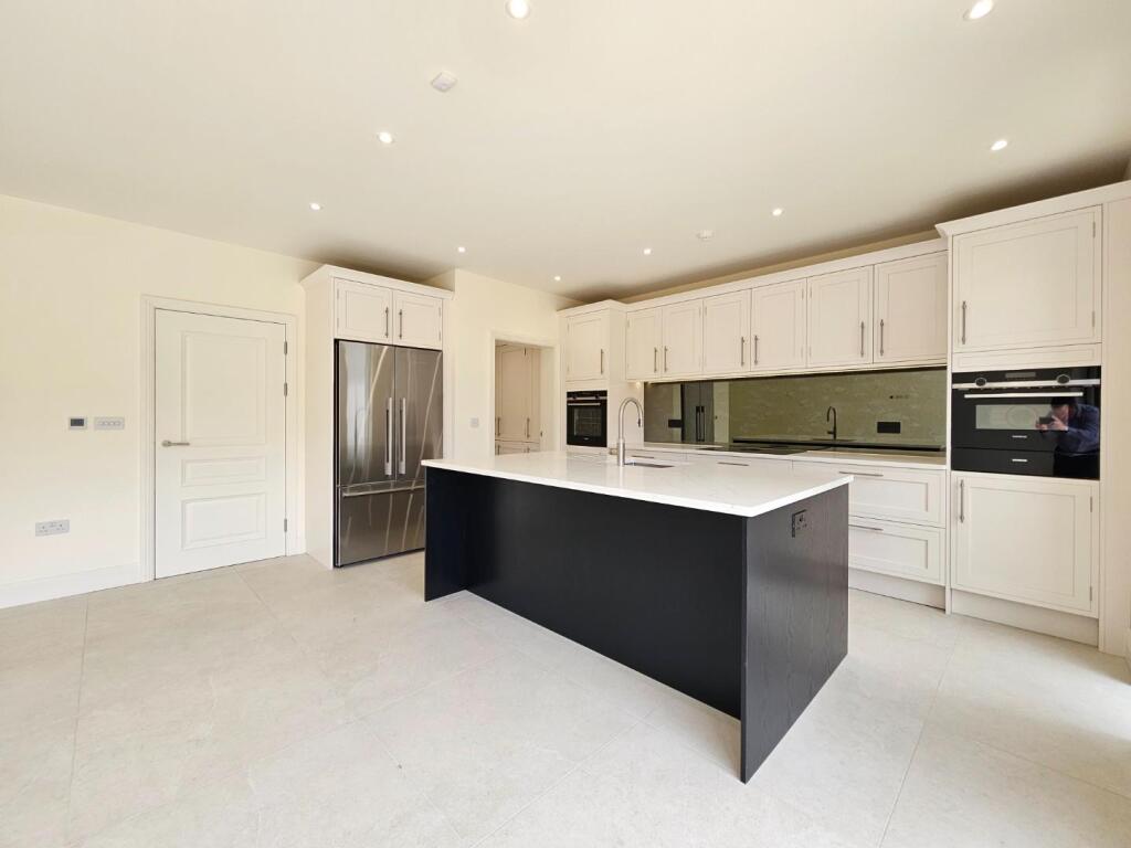 Open Plan Living Dining Kitchen