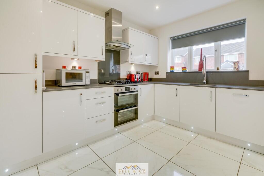 Kitchen Diner  1