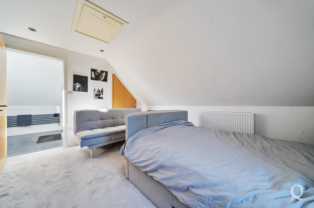 01ced1c3-8edb-495...