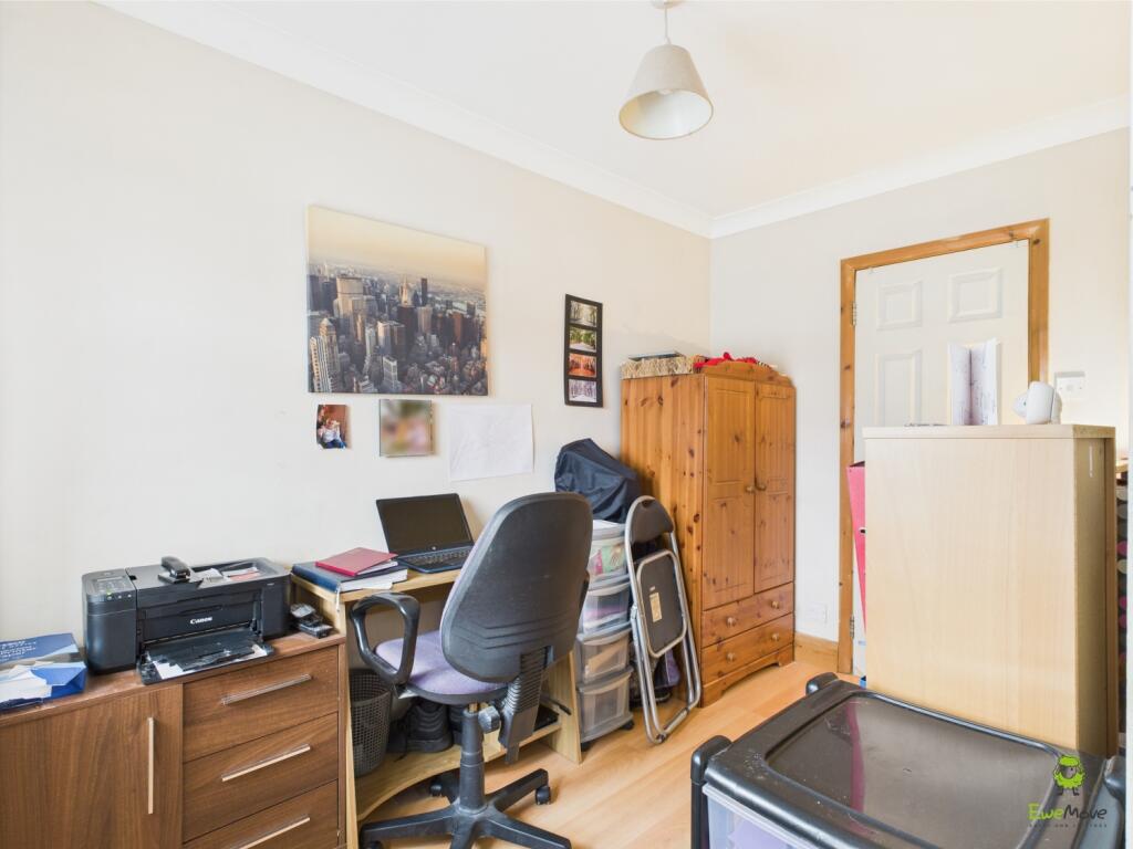 CAM03779G0-PR0238-STILL007