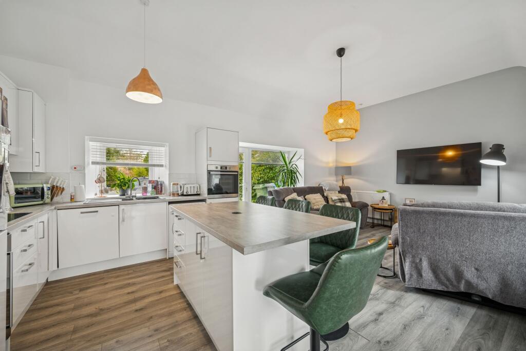 Open Plan Kitchen / Dining Room / Lounge