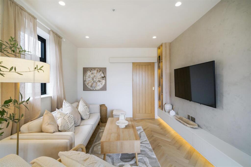 Flat 7, Pristine House - Zys2thaYJ0XGyR44cXuO.jpg