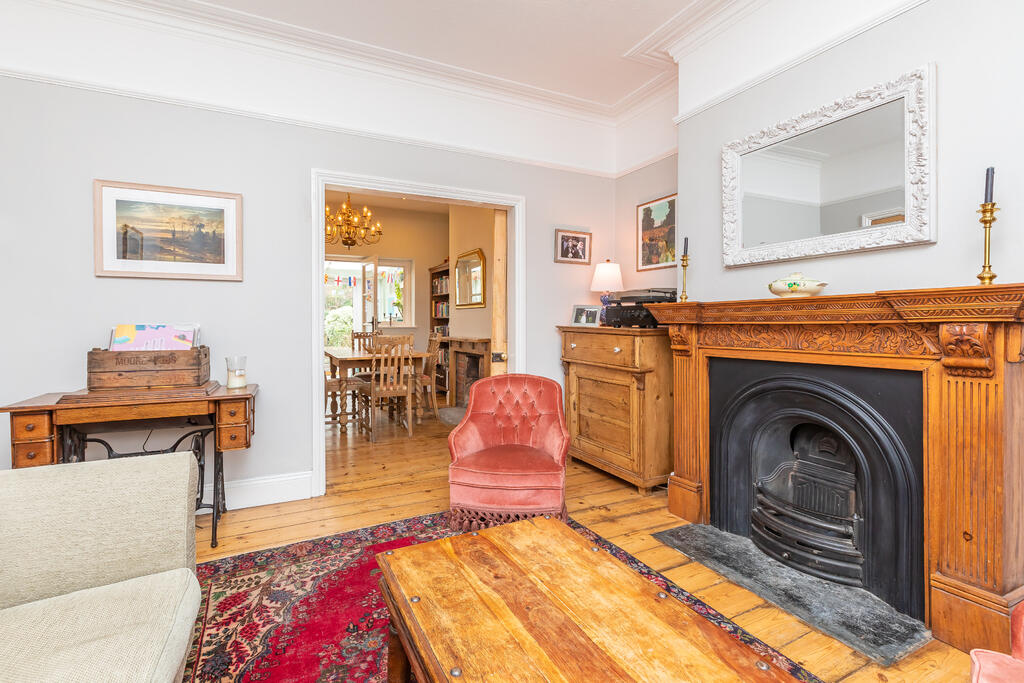 17 Penpol Avenue -7