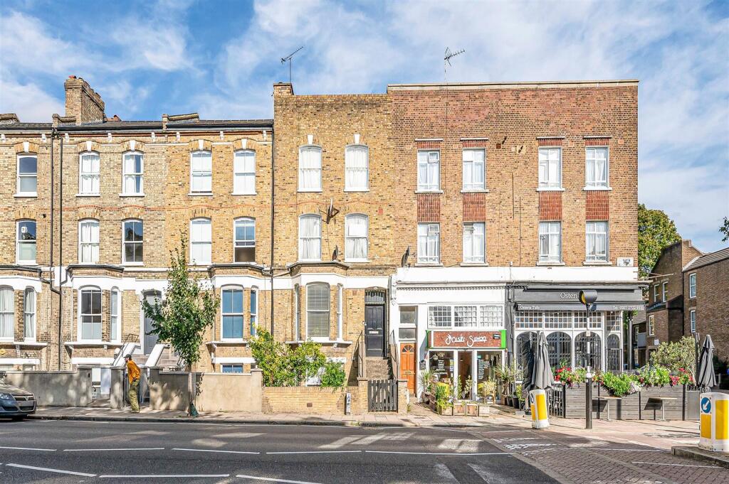 Davies___Davies_63a_Fonthill_Road__N4_15.JPG