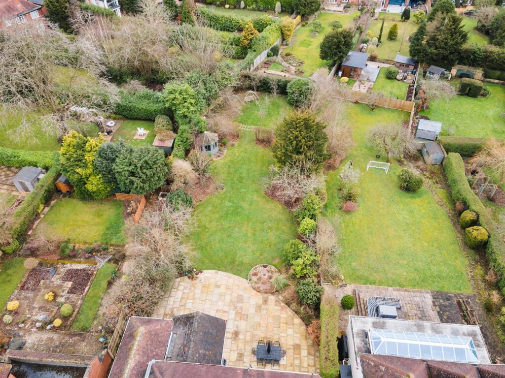 14 Brueton Avenue_5.jpg