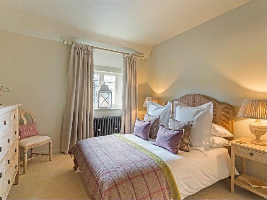 bedroom_barnsley_1763644613091.jpg