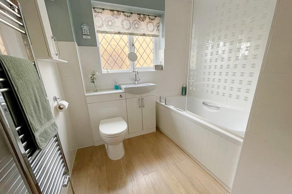 9- Bathroom