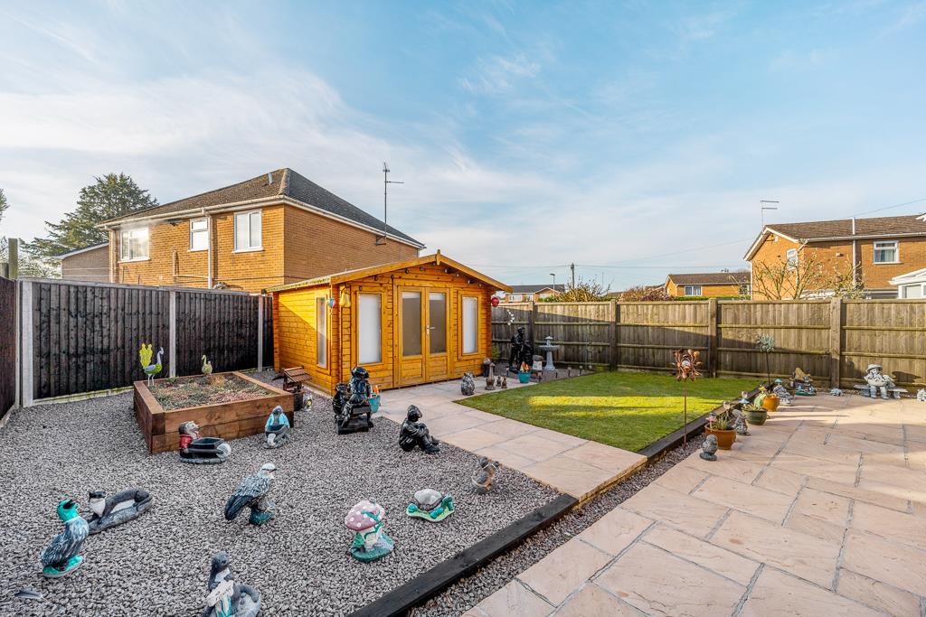51 Aintree Drive (Spalding)-11.jpg