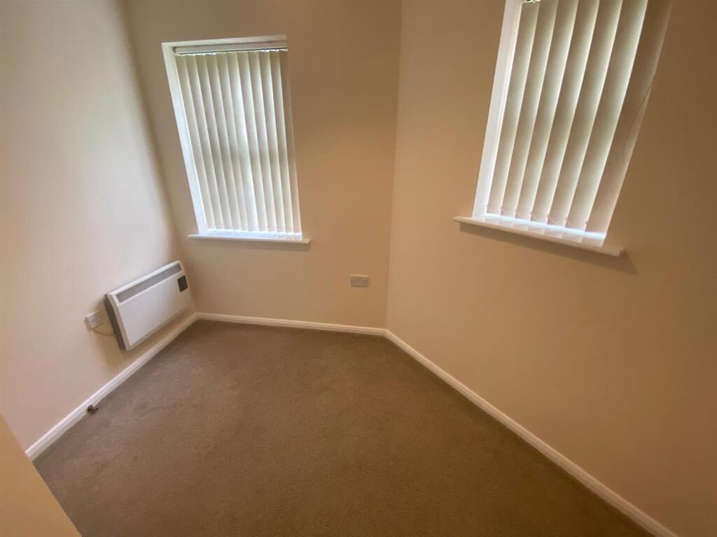 Single Bedroom