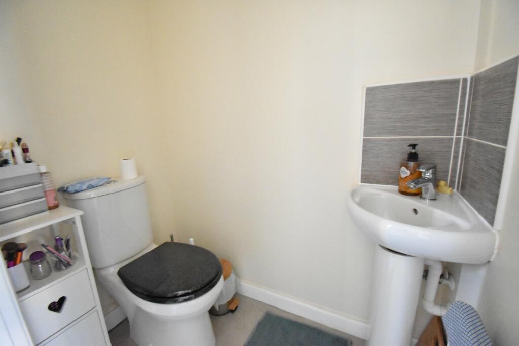 ADS_2973