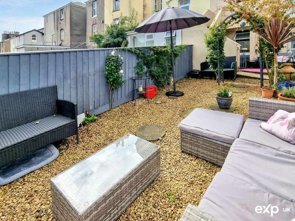 Chatsworth Road, Torquay, TQ1 3BJ