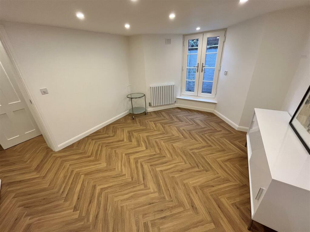 Lower Ground Floor Chamber Aspect 2.jpg