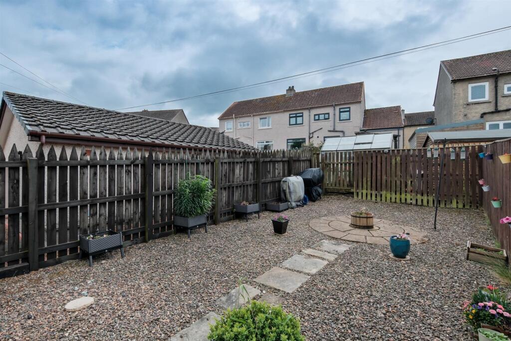 005-34 St Nicholas Road Lanark ML11 7AX.jpg