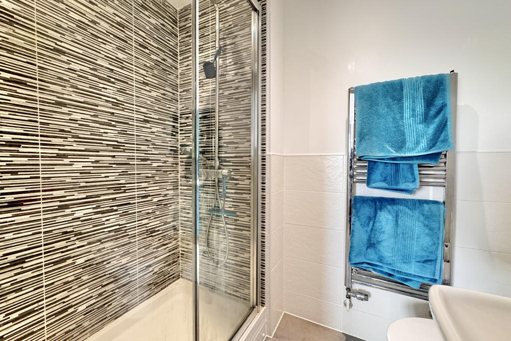 Ensuite