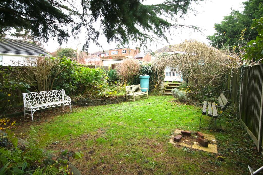 Garden g.JPG