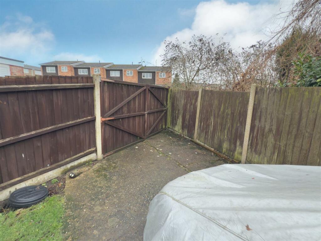 GATES TO PARKING.jpg