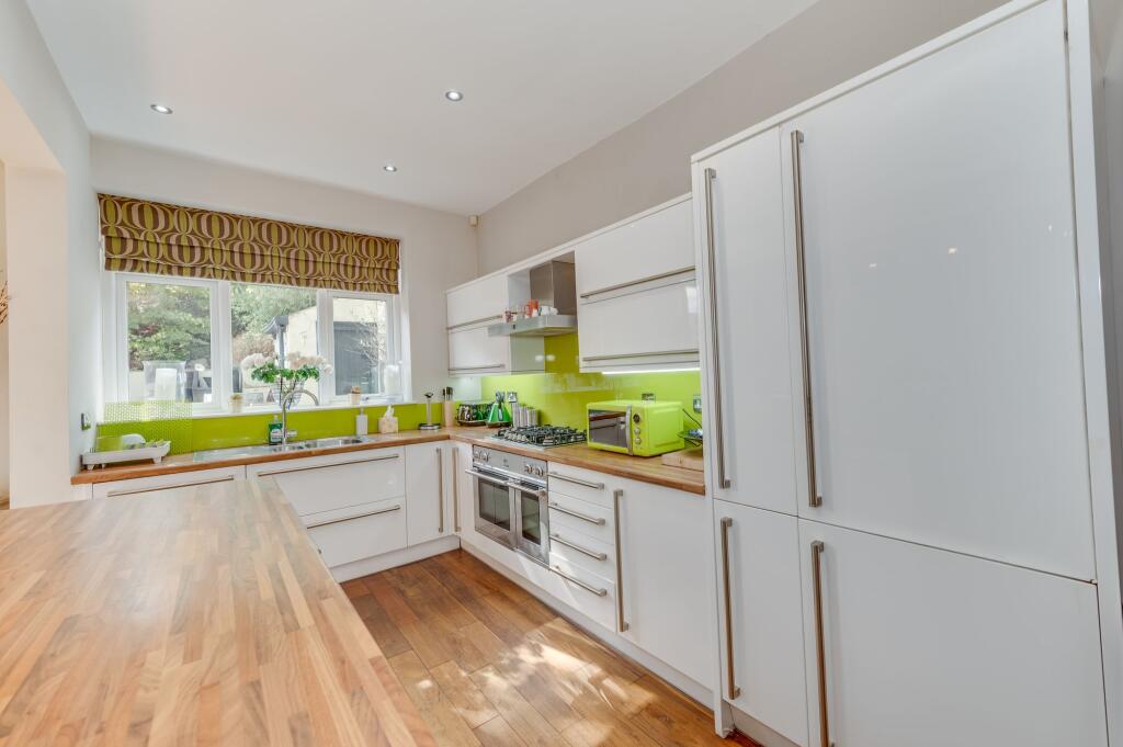 KITCHEN, DINER AND LIVING ROOM