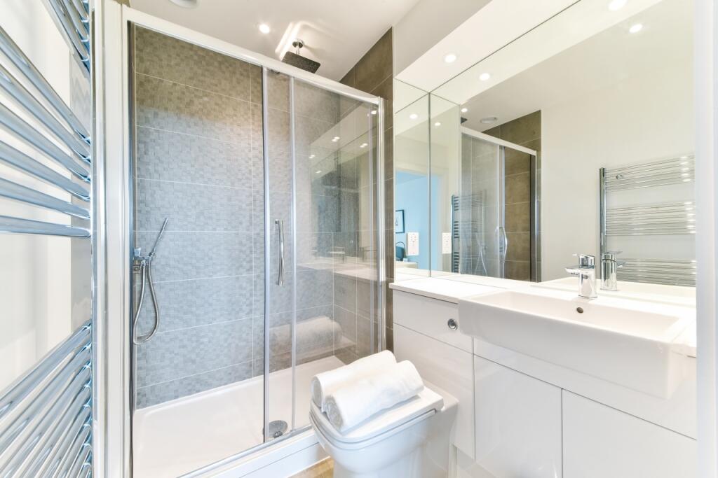 Bathroom - Epsom Hou