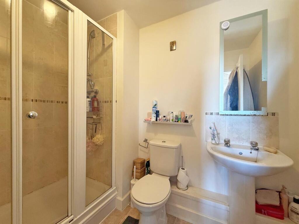 187e9498-d3e1-4255-bd44-854ecaabf313.jpg