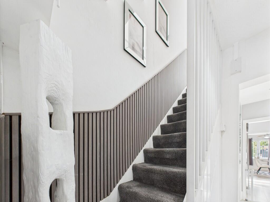 CAM03974G0-PR0191...