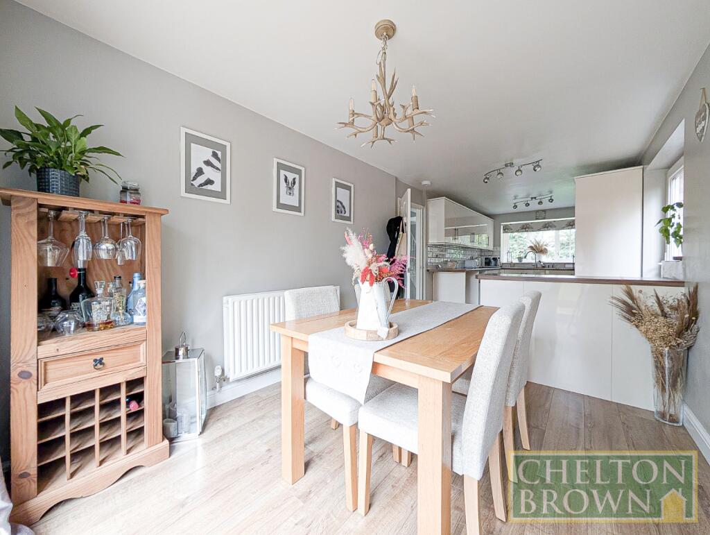 Kitchen &amp; Diner
