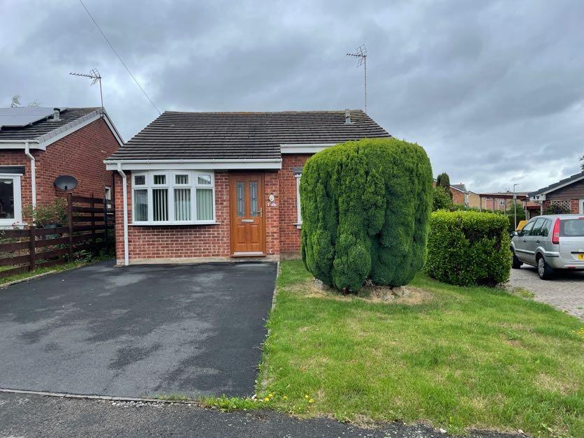 STUNNING &amp; SMART 3 BEDROOM BUNGALOW IN WAKEFIELD 