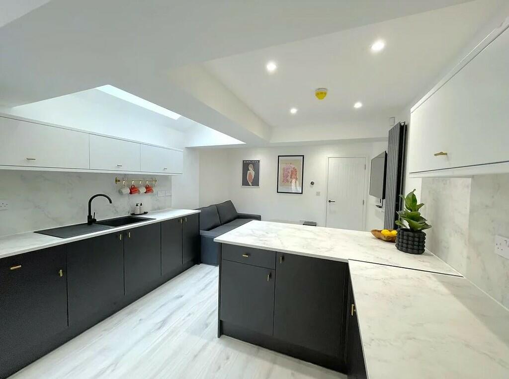 36 StM Kitchen 2