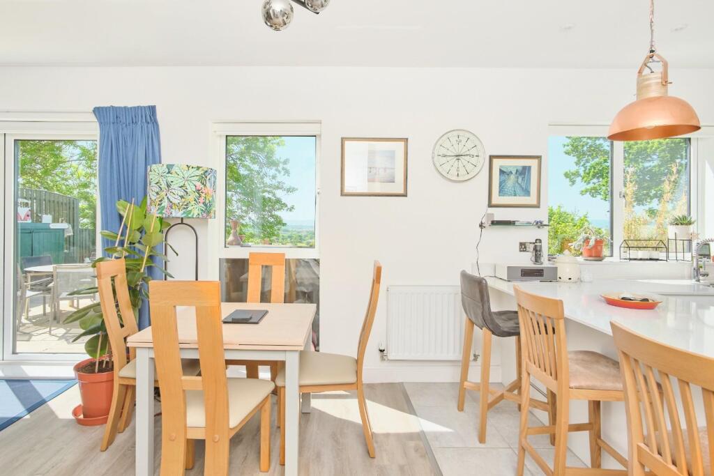 JAJ_GL10 3WB_0023.jpg