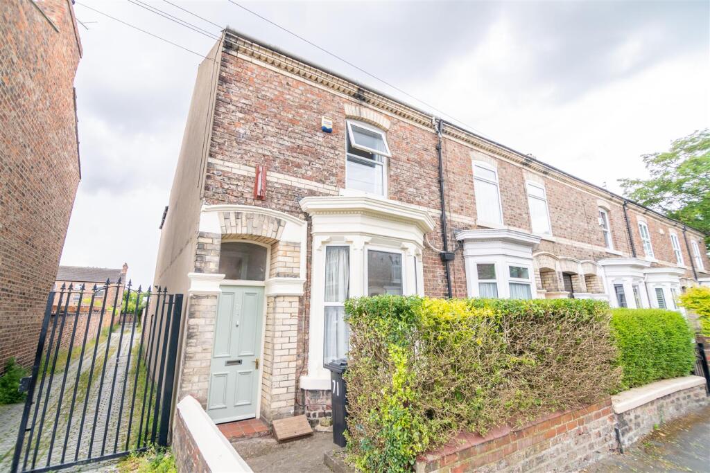 71 Vyner Street-14.jpg