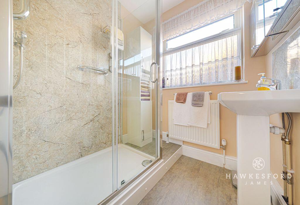 Rosemary Avenue, Minster on Sea -Shower room